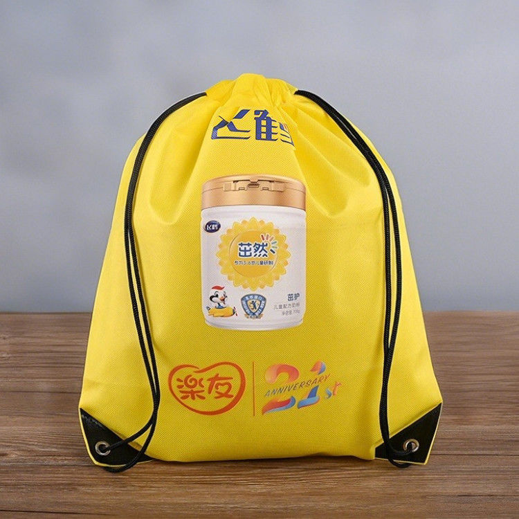 کوله کشش بدون پارچه با برند چاپ شده کوله کشش مشکی کوله کشش با رشته سیاه کوله کشش هدیه برای رویدادها